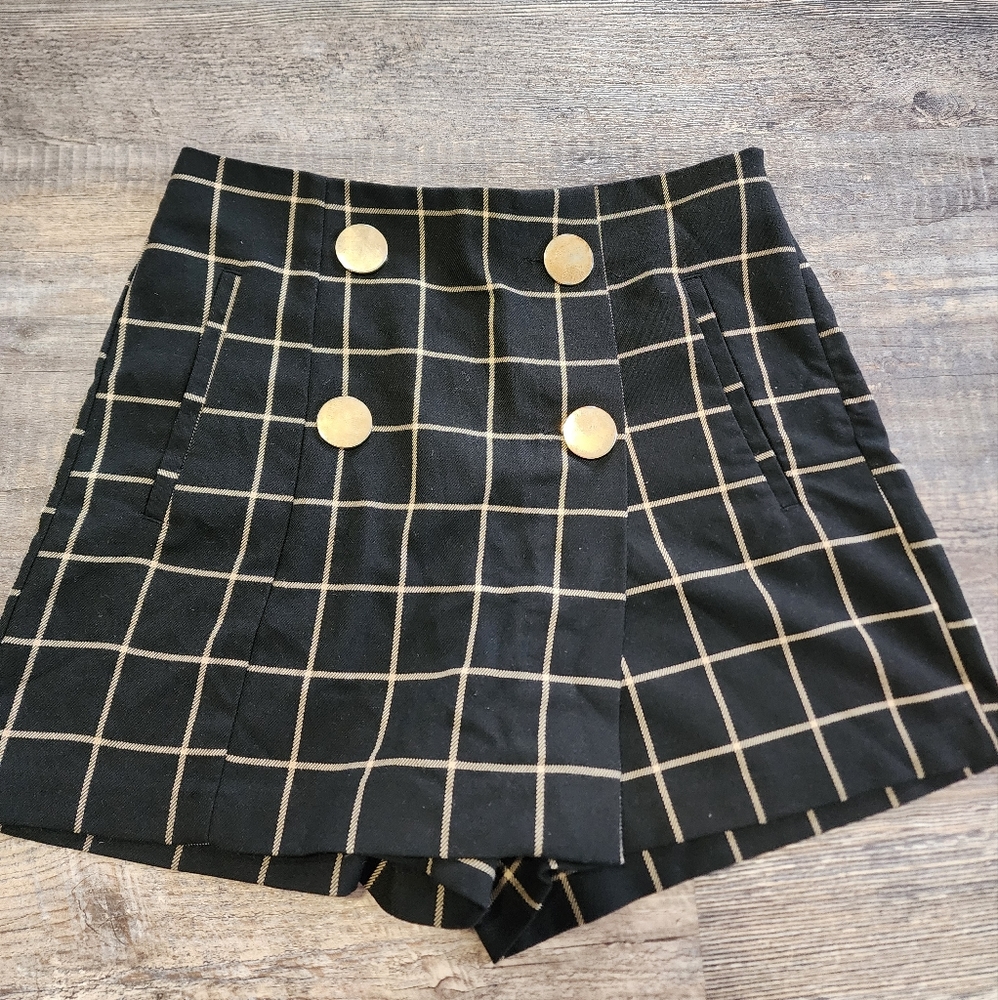 Zara Shorts S